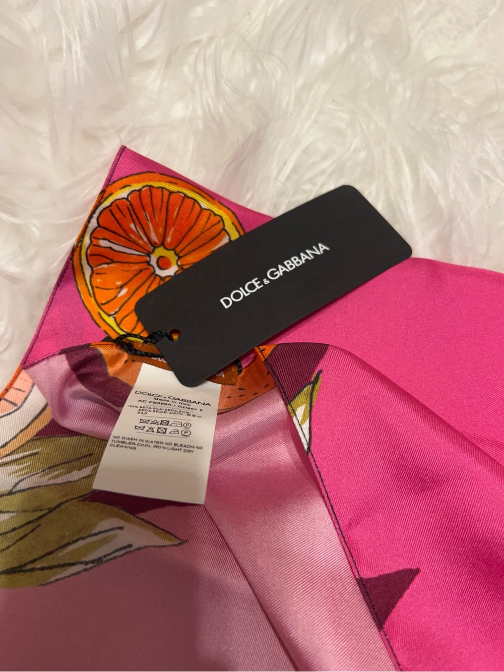 Dolce & Gabbana Capri Citrus Print Silk Twill Scarf in pink with orange fruit . - Picture 7 of 11